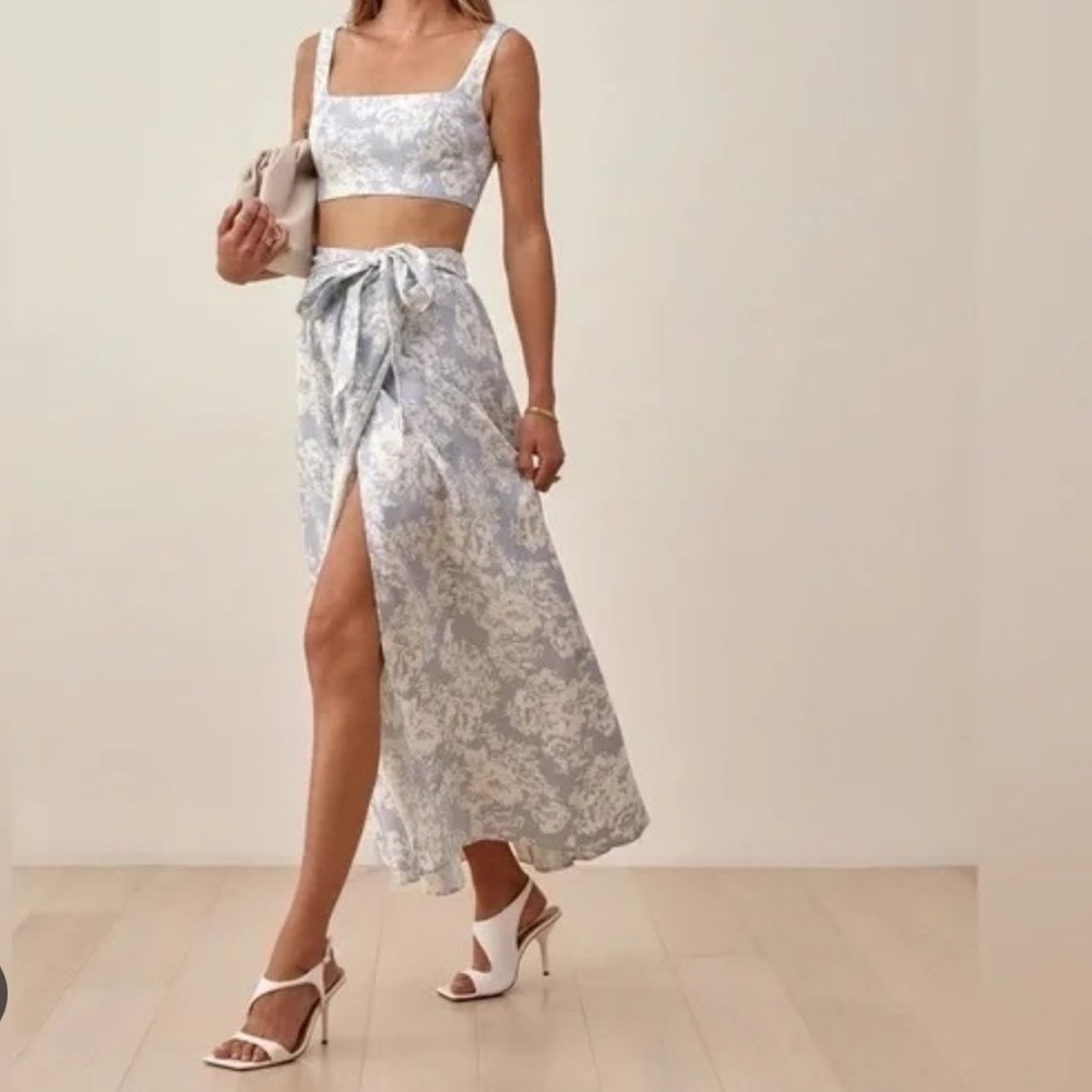 Reformation Palm Linen Floral 2 Piece Set size 8